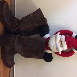 Vintage Old Frye boots!